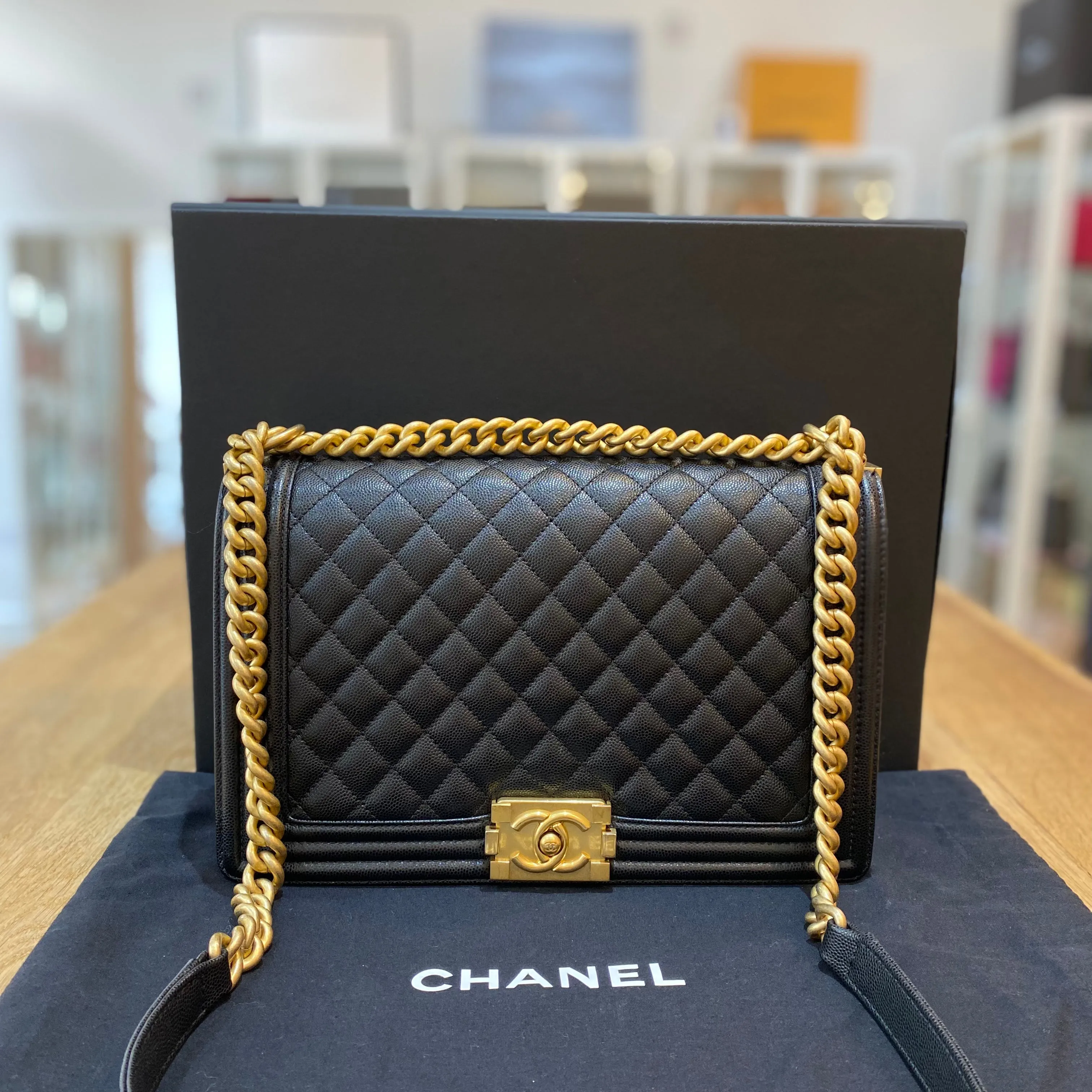 Chanel Boy Large