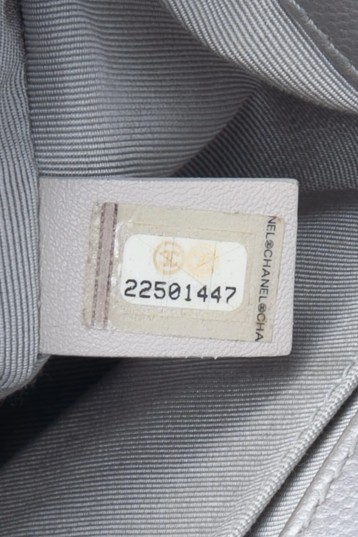 CHANEL Metallic Silver Caviar Chevron Medium Boy Flap
