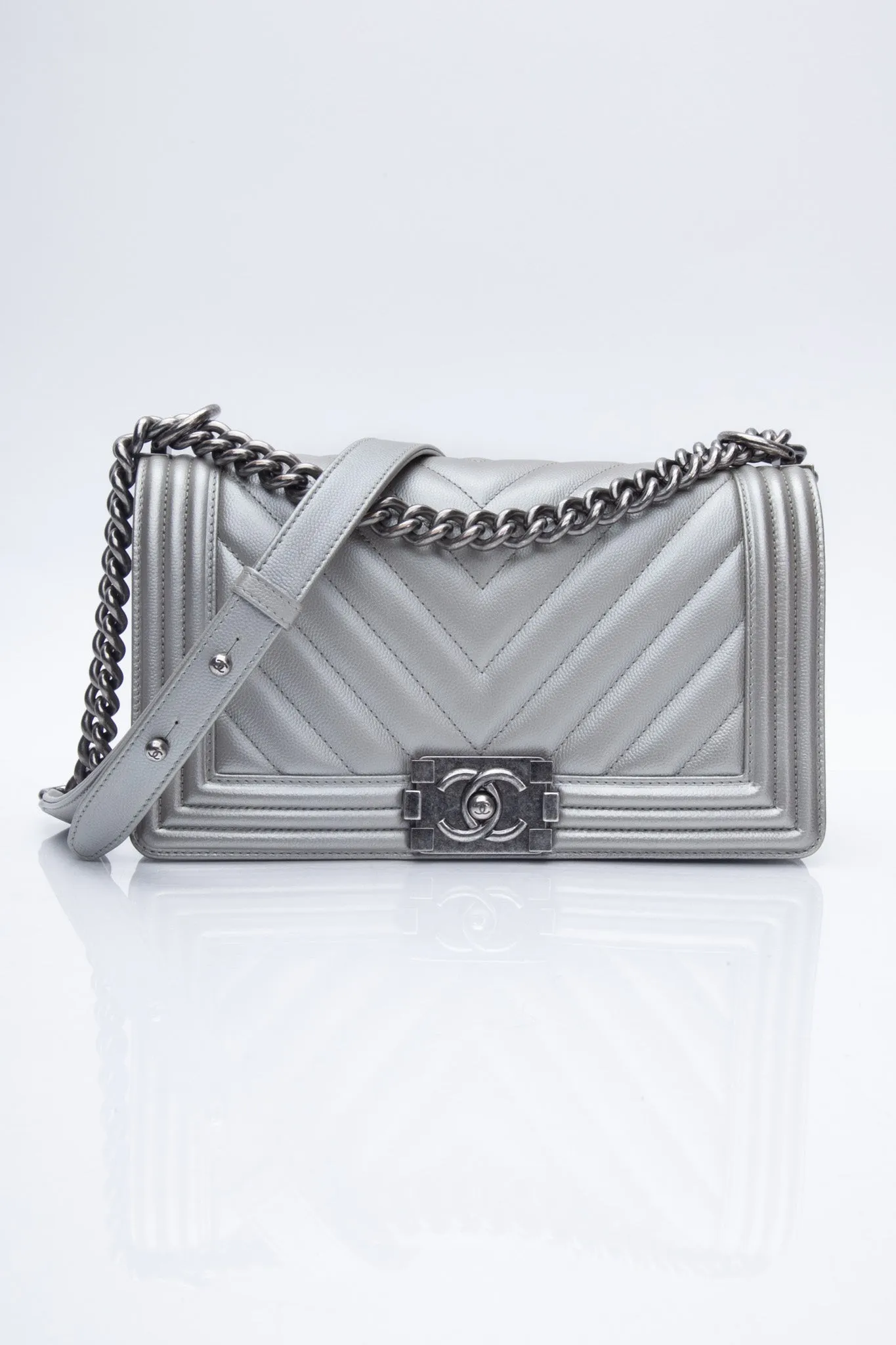 CHANEL Metallic Silver Caviar Chevron Medium Boy Flap