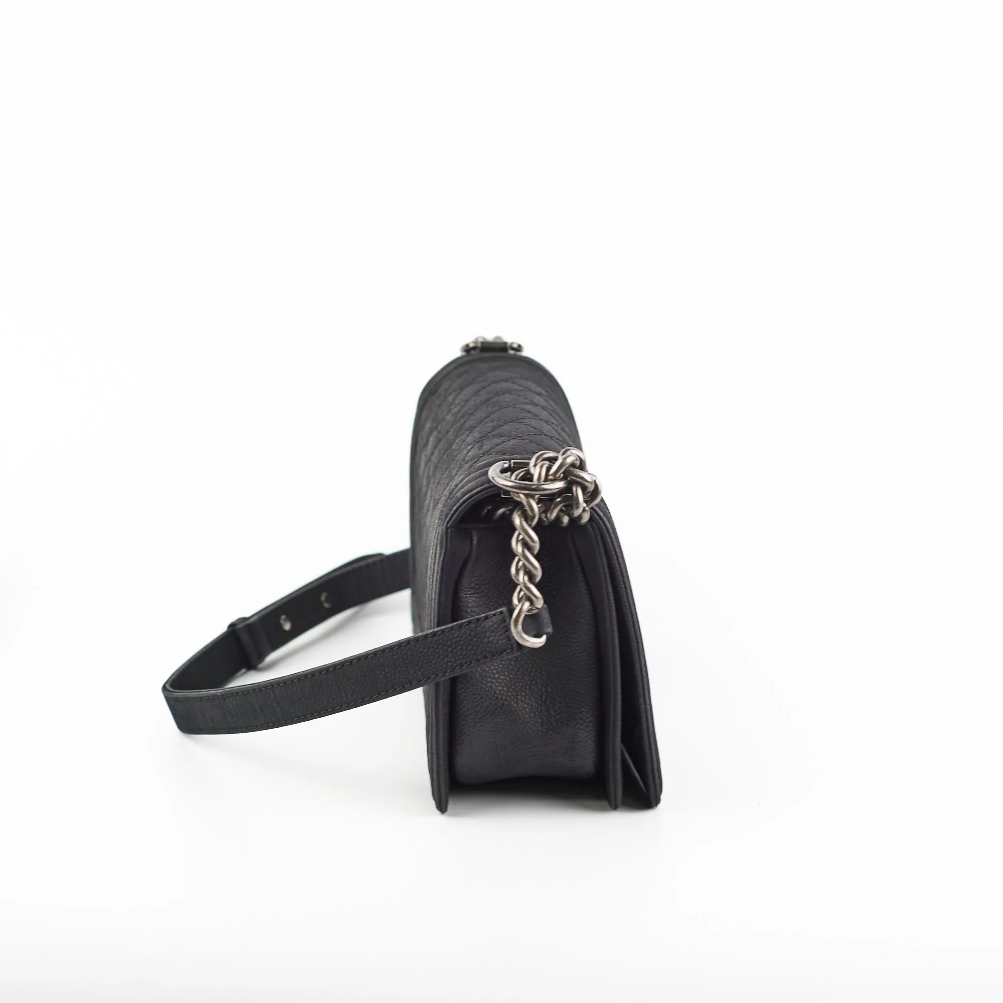 Chanel Old Medium Boy Black