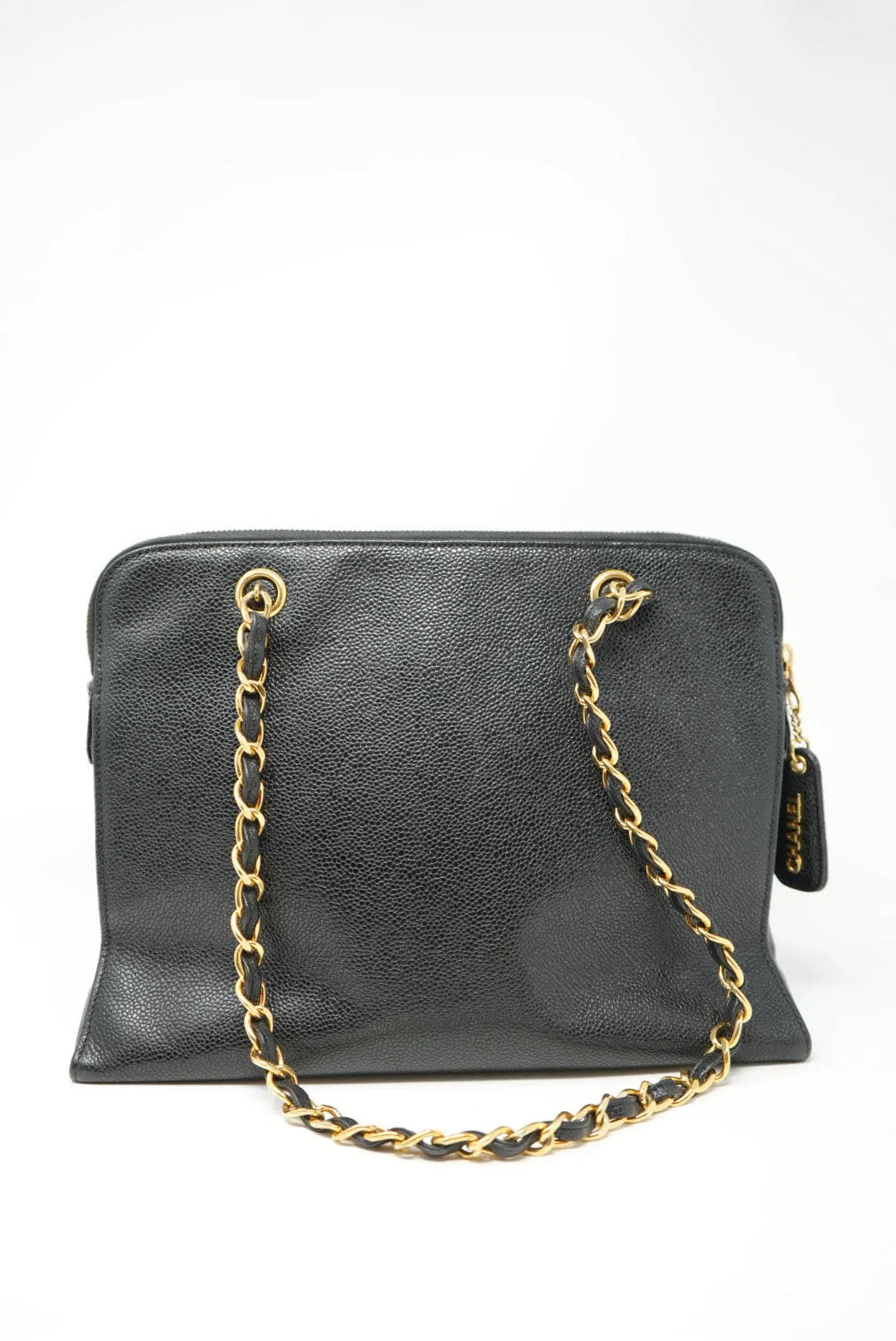 Pre-Owned Chanel Black Caviar Shoulder Bag zipper replaced